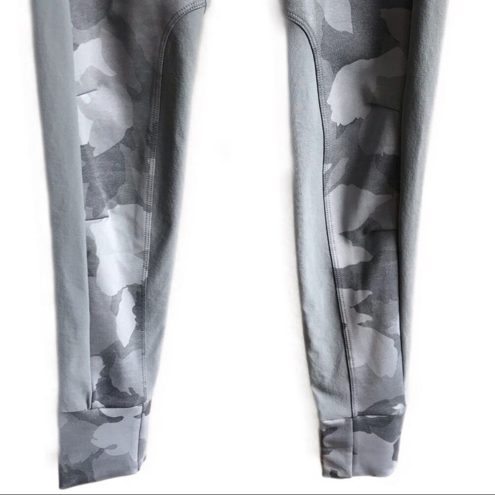 Athleta Essex Hybrid Camo Tights Size XXS High Rise Leggings Running Pockets Gym - Picture 7 of 11